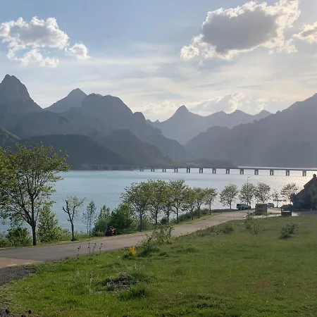 Siente Lägenhet Riaño